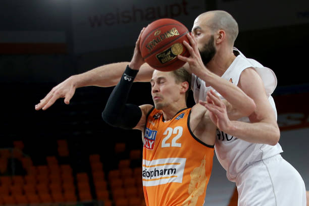 斯的防守反 斯的防守反