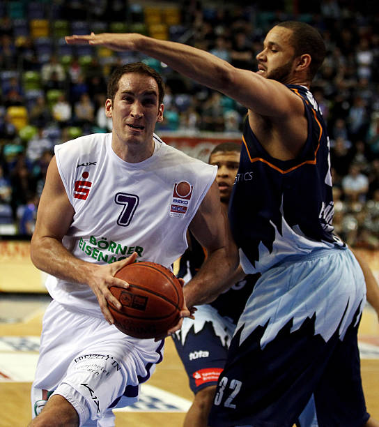 久违了！帕尔默去年12月之后首次在比赛中送出助攻.